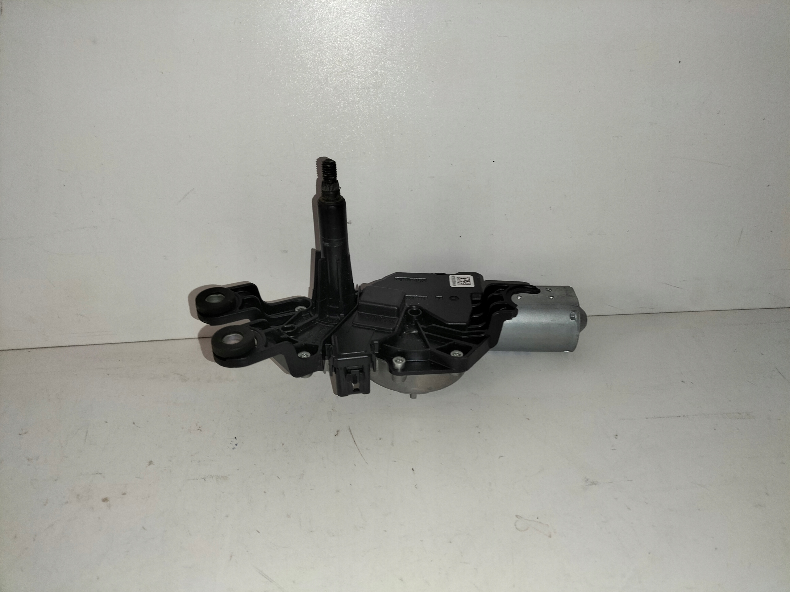 MOTORCEK STIERACOV ZADNEJ KAPOTY FORD FOCUS MK4 18- KOMBI