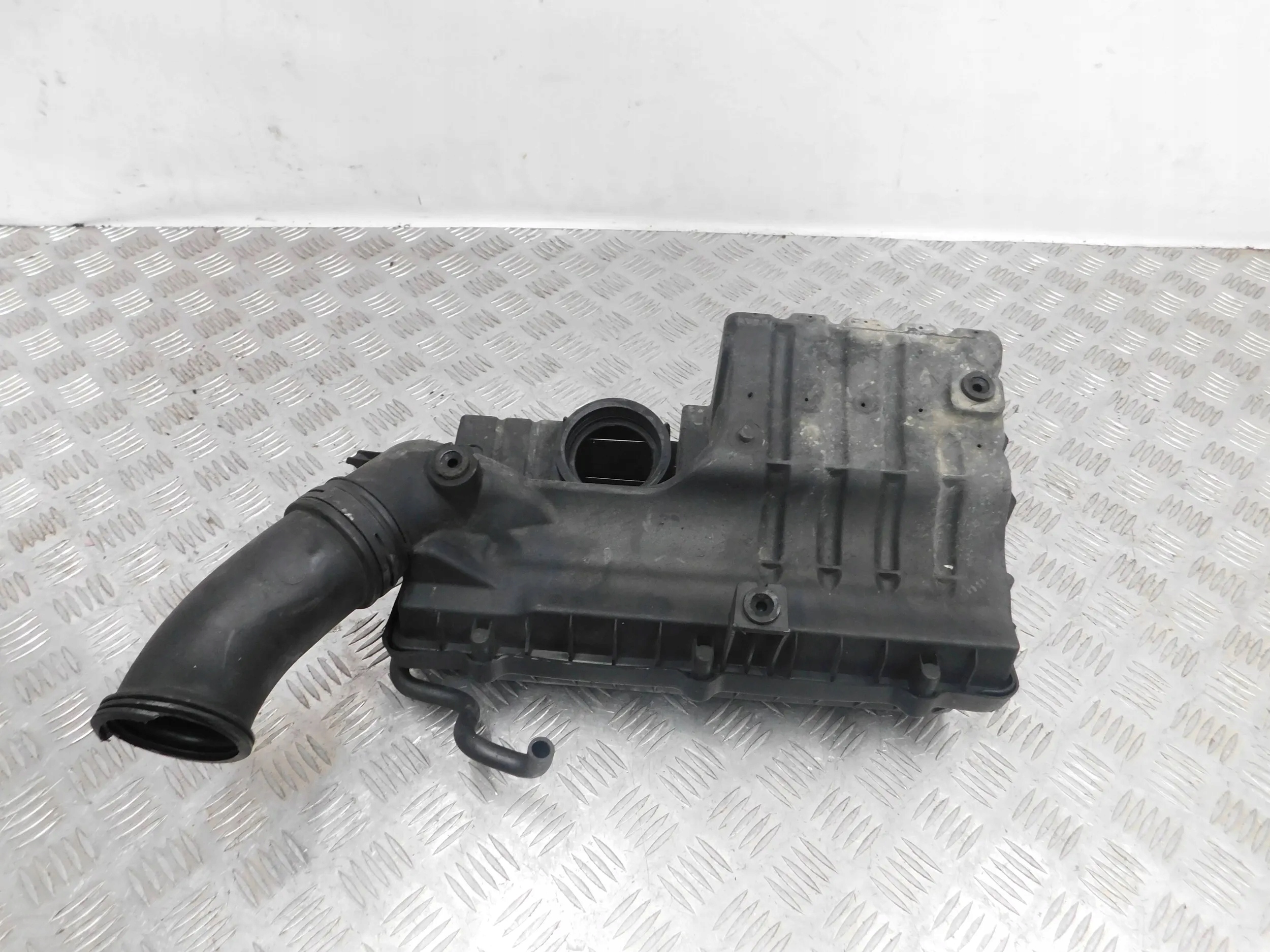 OBAL VZDUCHOVÉHO FILTERA VW POLO 6R 1.4