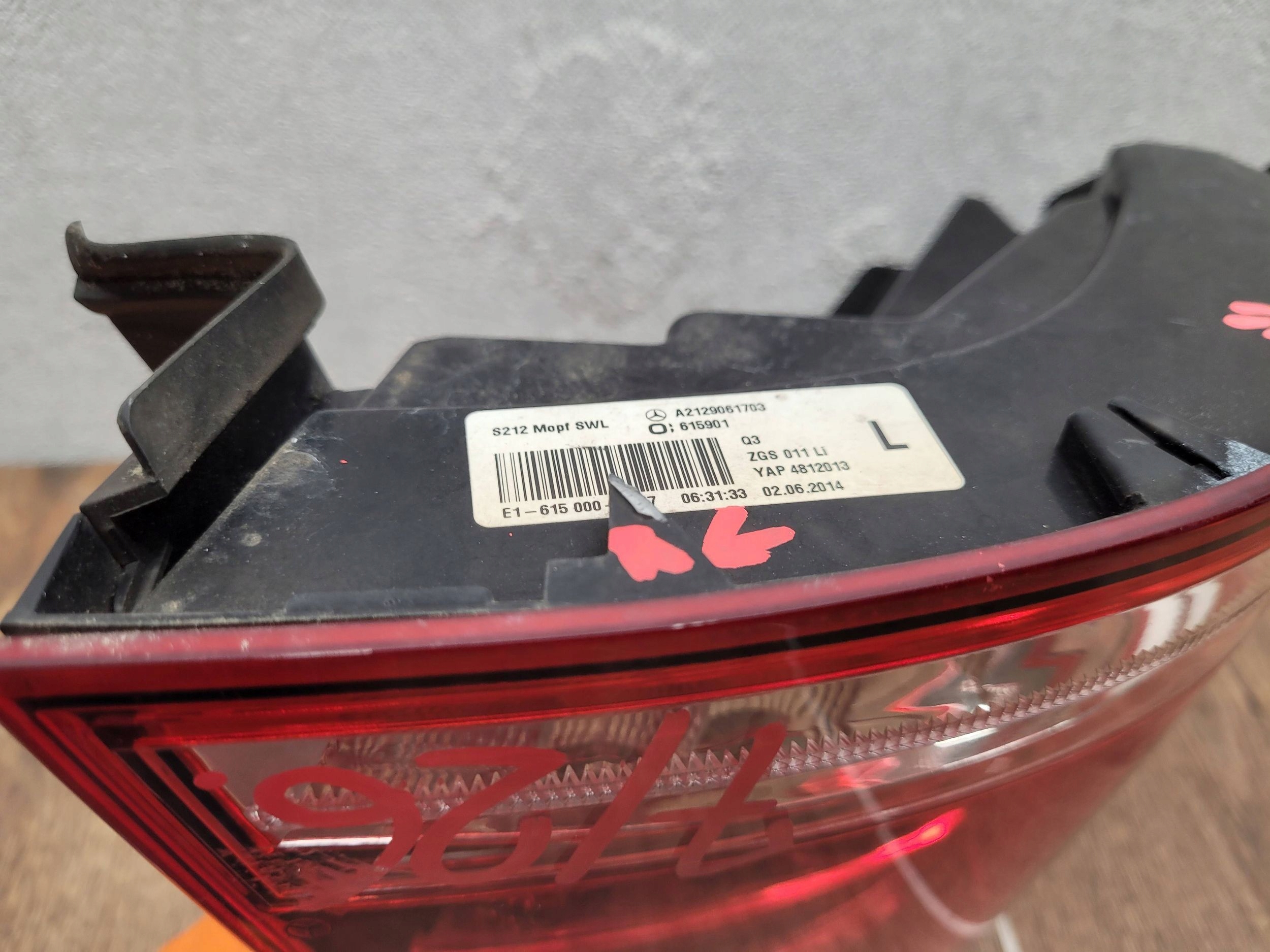 MERCEDES E W212 KOMBI LIFT A2129061703 LAVE ZADNE SVETLO