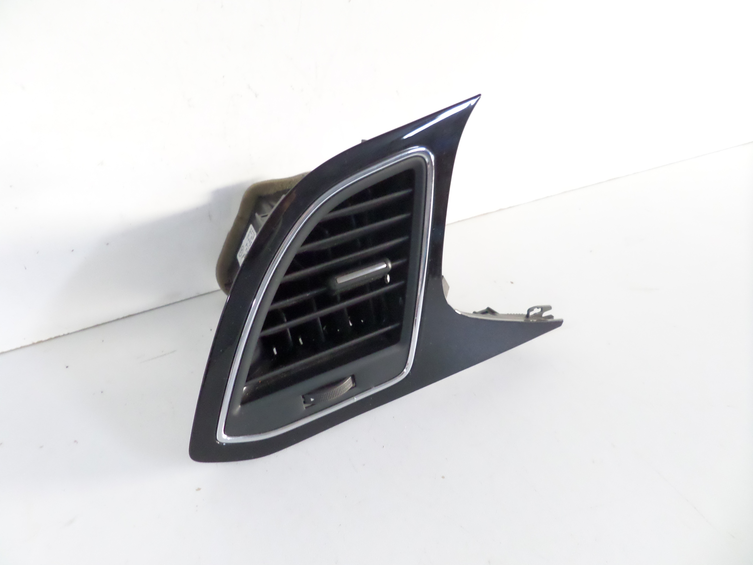 LAVY VYDUCH FUKAR KURENIA SEAT LEON III 12-