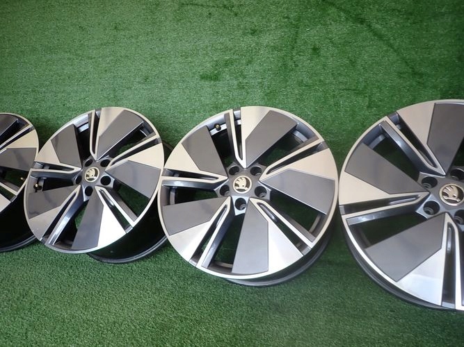SKODA ENYAQ 8Jx19 ET45 5×112 KOLESA HLINIKOVE  5LA601025A
