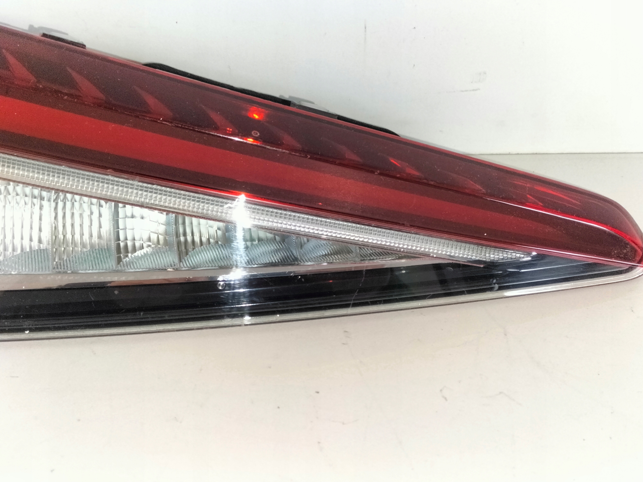 LAVE ZADNE SVETLO SKODA ENYAQ 21- LED