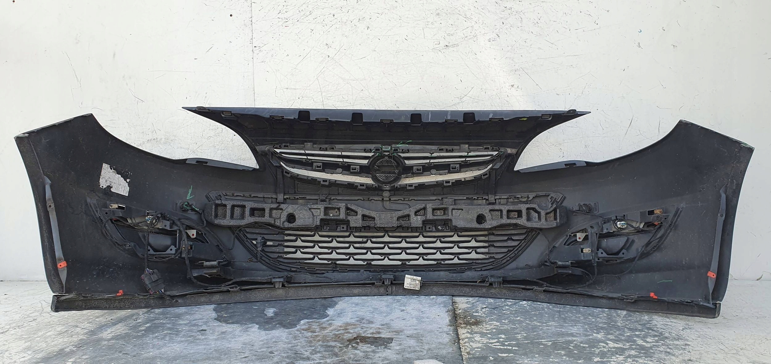 Opel Astra J lift PDC PREDNÝ NÁRAZNÍK 13368660