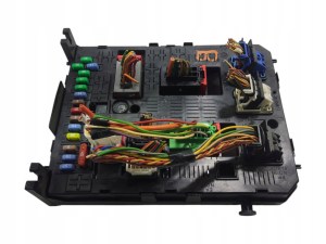 MODUL BSI POISTKOVA SKRINKA PEUGEOT 5008 I 2013-2016 LIFT 9812189980 MODUL BSI POISTKOVA SKRINKA PEUGEOT 5008 I 2013-2016 LIFT 9812189980