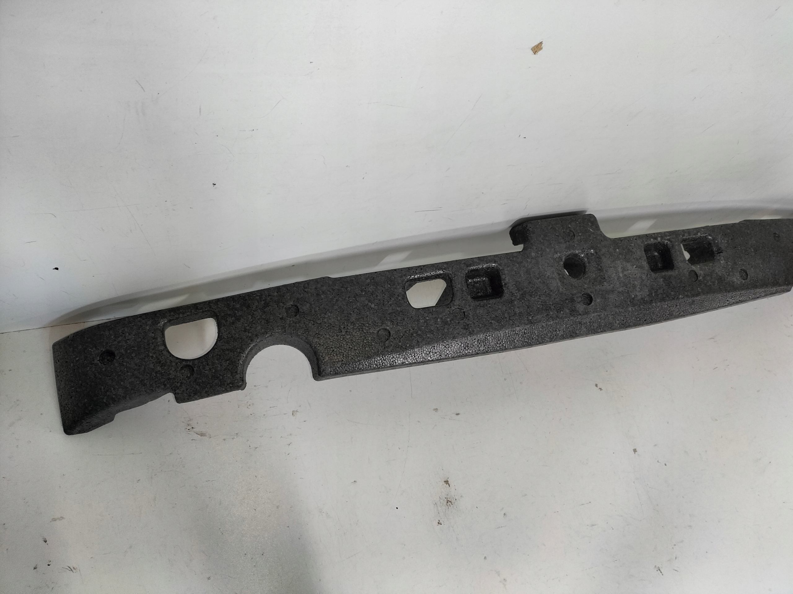 ABSORBER ZADNÉHO NÁRAZNÍKA KIA CEED I 06-09 HB