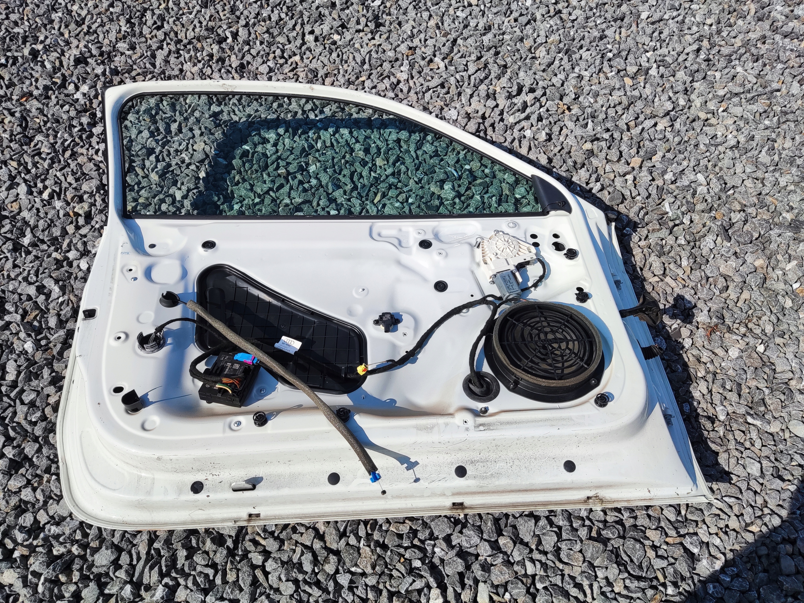 LAVE PREDNE DVERE AUDI A1 I 8X VERZIA 3DVEROVÁ 2010-2014