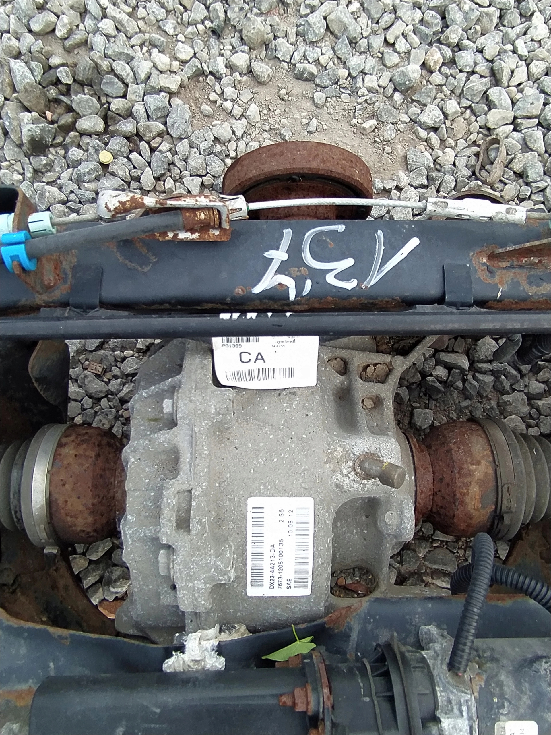 JAGUAR XF X250 3.0 KOMPRESOR ZADNÝ DIFERENCIAL DX23-4A213-DA