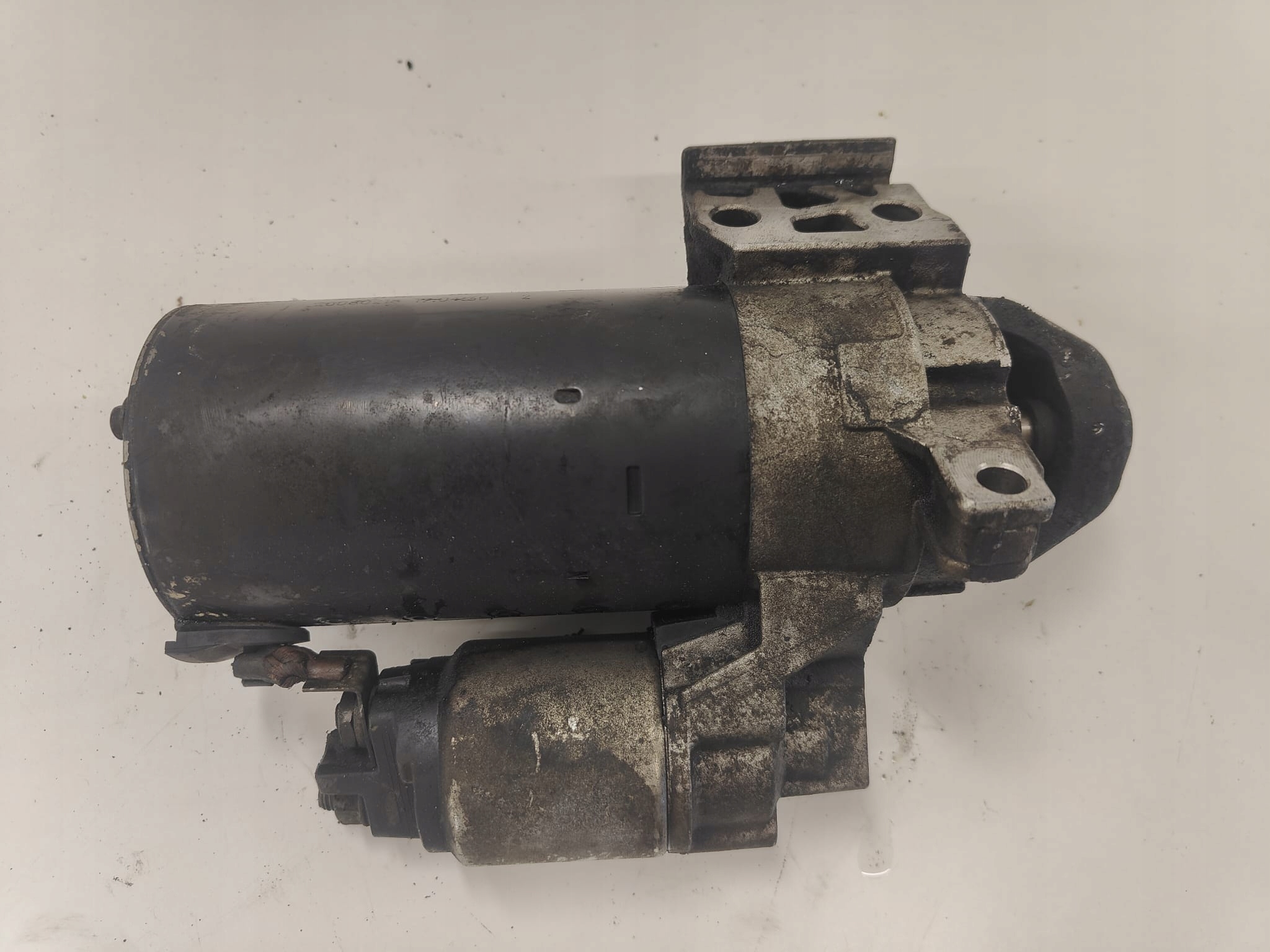 BMW 2.0 diesel n47 0001109070 STARTER