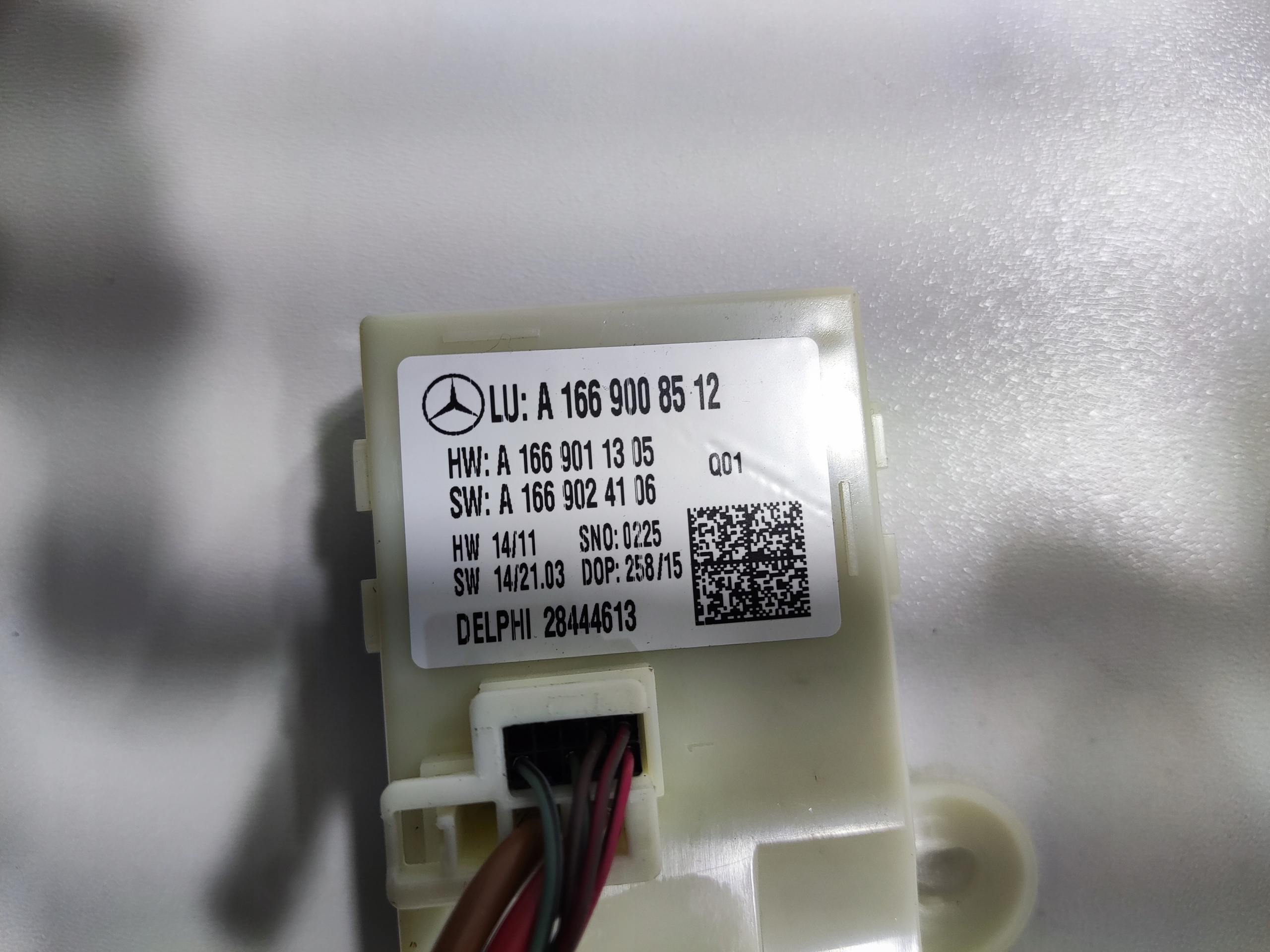 MODUL RIADIACA JEDNOTKA ZADNEJ KAPOTY KUFRA MERCEDES GLE I W166 166 A1669008512 2015-19