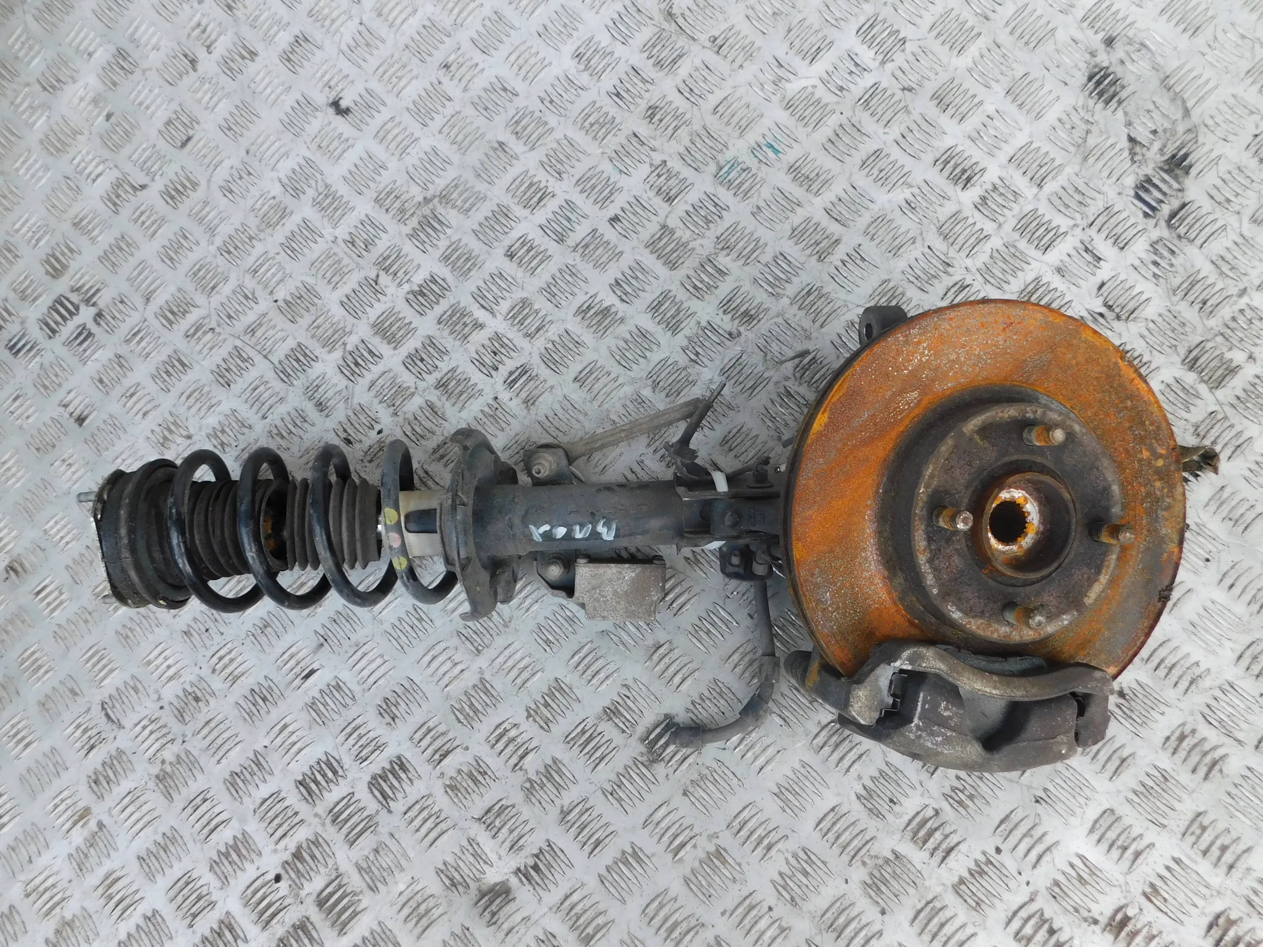 ĽAVÝ OTOČ MCPHERSON FORD B MAX 1.5 TDCI