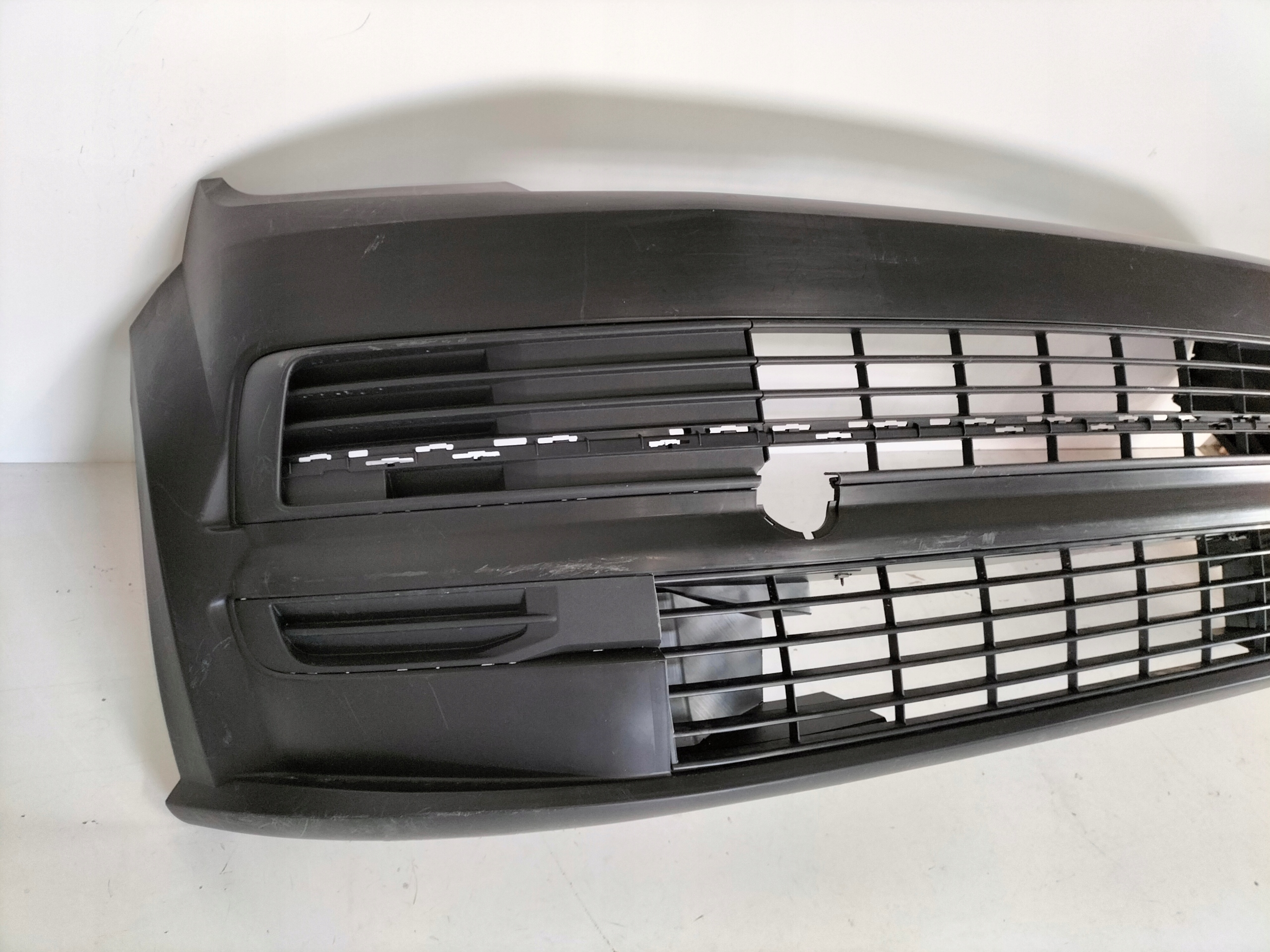 PREDNÝ NÁRAZNÍK VW T6 MULTIVAN 16- TUNING