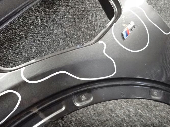 BMW X2 F39 HYBRID ĽAVÝ PREDNÝ BLATNÍK