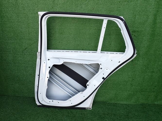 MERCEDES W213 213 E-KLASA KOMBI PRAVE ZADNE DVERE