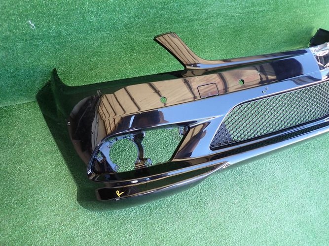 MERCEDES W204 C-KLASA AMG 07-10 PREDNÝ NÁRAZNÍK