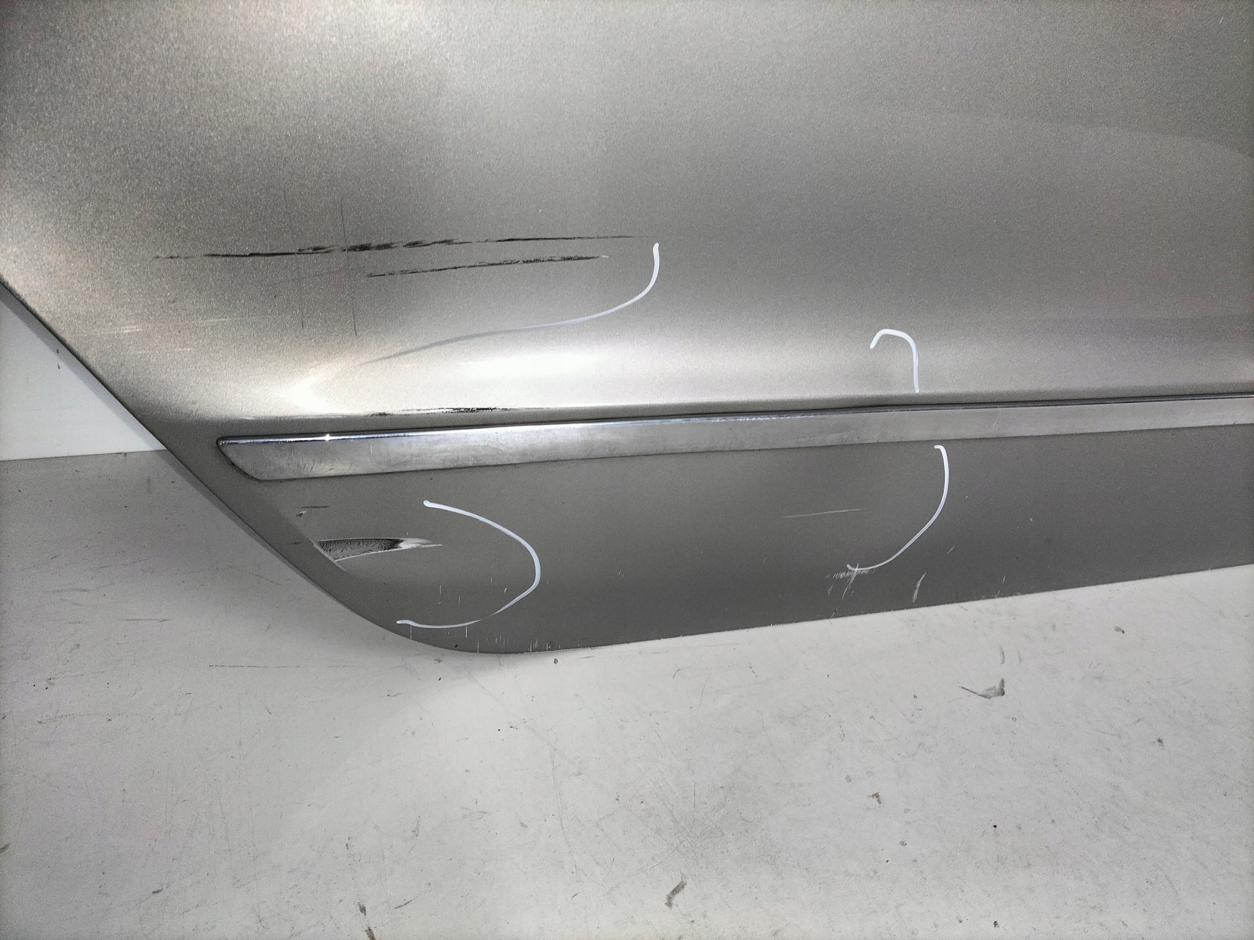 PRAVE ZADNE DVERE SKODA SUPERB II 08- SEDAN