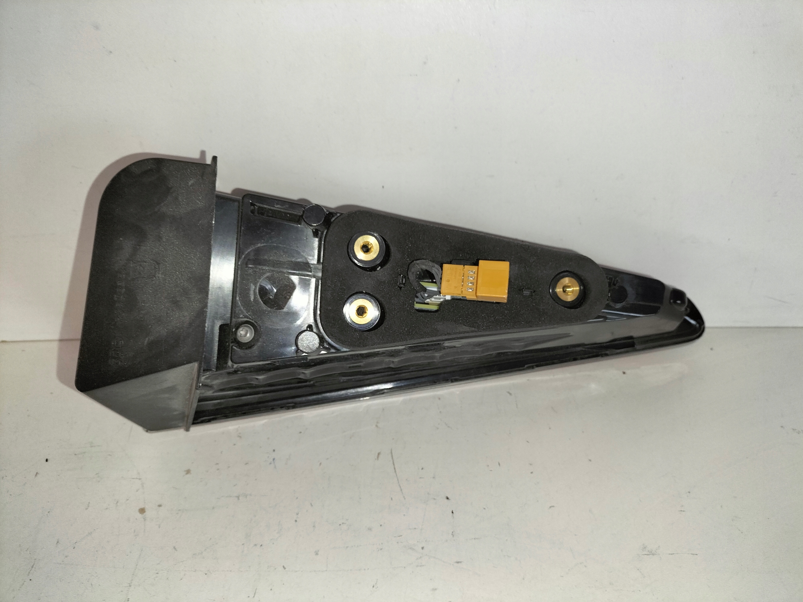 PRAVE ZADNE SVETLO SKODA ENYAQ 21- LED