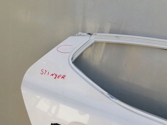 KIA OPTIMA 10- PRAVE ZADNE DVERE