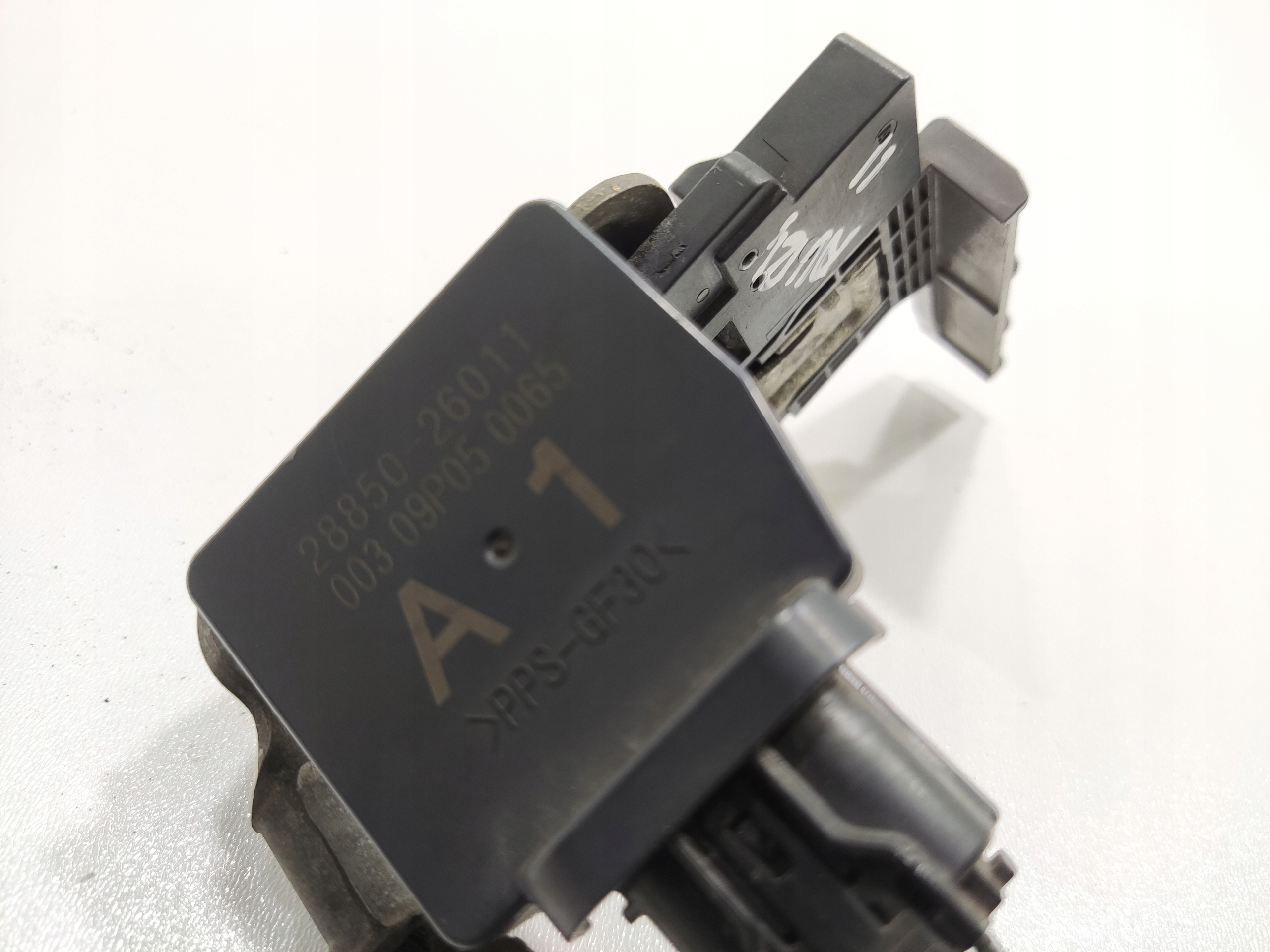MINUSOVY KONTAKT AUTOBATERIE TOYOTA AURIS II E18 2012-2018 28850-26011