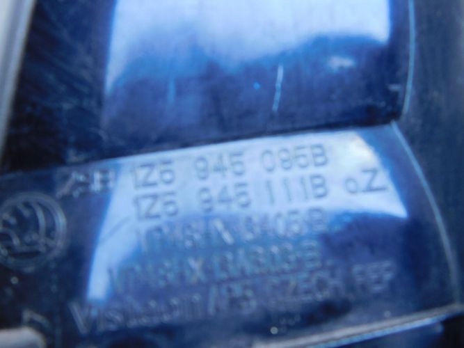 SKODA OCTAVIA II HB LIFT 08-12 LAVE ZADNE SVETLO