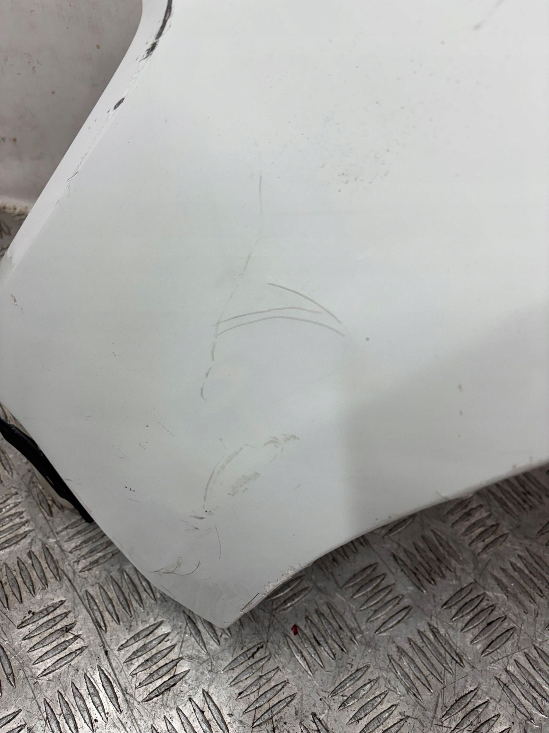 BLATNIK PREDNÝ LAVY DACIA SANDERO I 08-