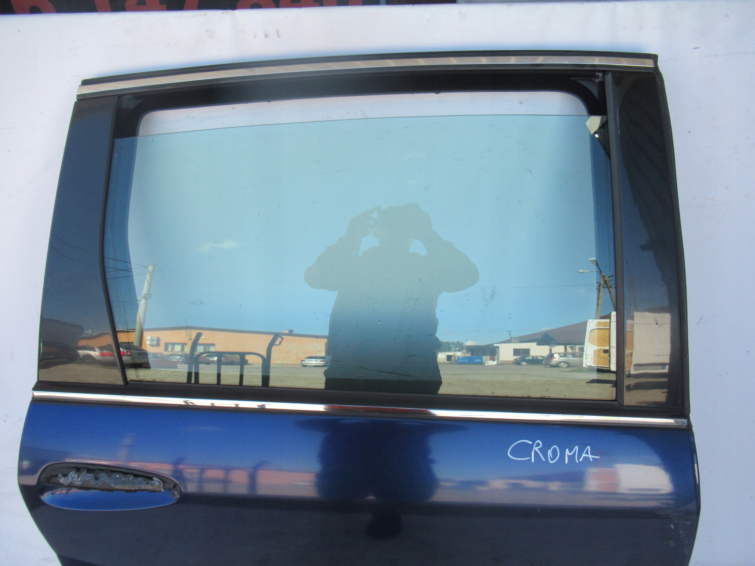 PRAVÉ ZADNÉ DVERE FIAT CROMA 05-