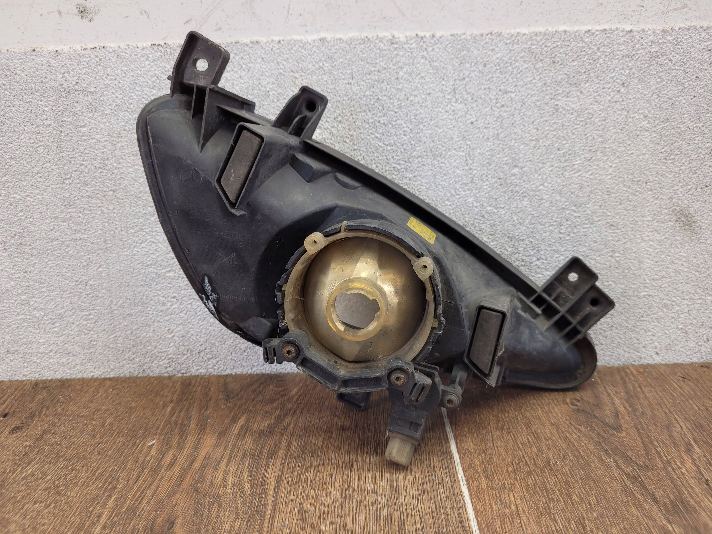 MERCEDES S W221 A2218200156 LAVY HMLOVKA
