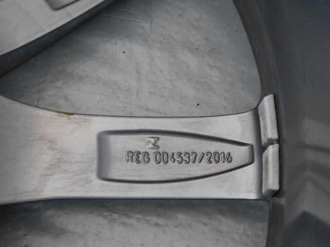 AUDI Q5 SQ5 8Jx20 ET39 5×112 HLINIKOVY DISK ELEKTRON