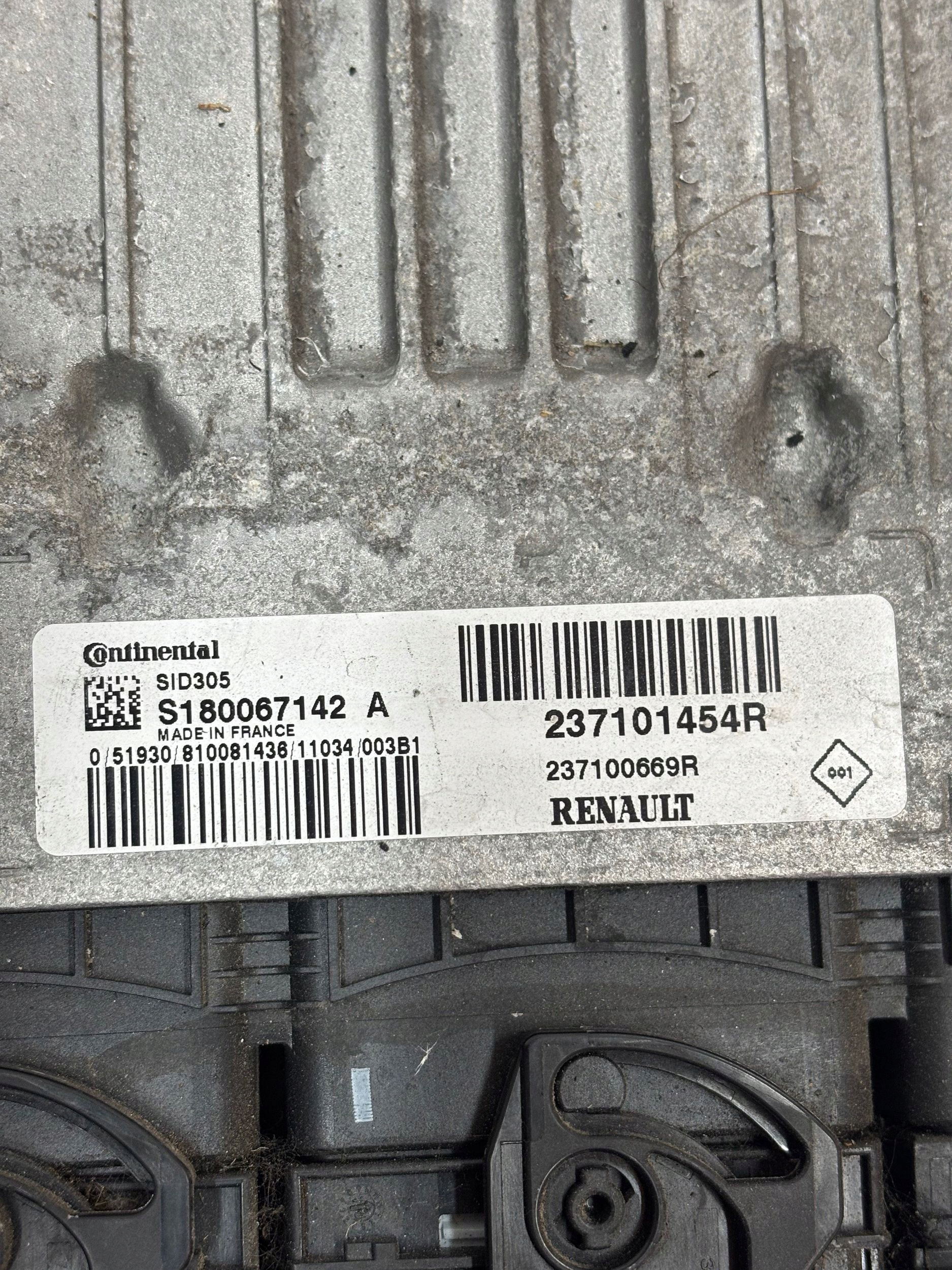 RIADIACA JEDNOTKA MOTORA RENAULT MEGANE III 3 1.5 DCI 237101454R