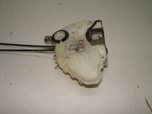 ZAMOK PRAVYCH PREDNYCH DVERI HONDA CRV 06-12