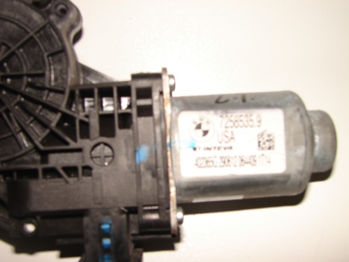 LAVY ZADNY MOTORCEK STAHOVANIA OKNA BMW X3 F25 7258535.9