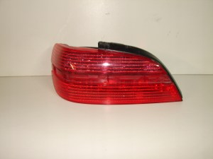 LAVE ZADNE SVETLO PEUGEOT 406 99-04 SDN LAVE ZADNE SVETLO PEUGEOT 406 99-04 SDN