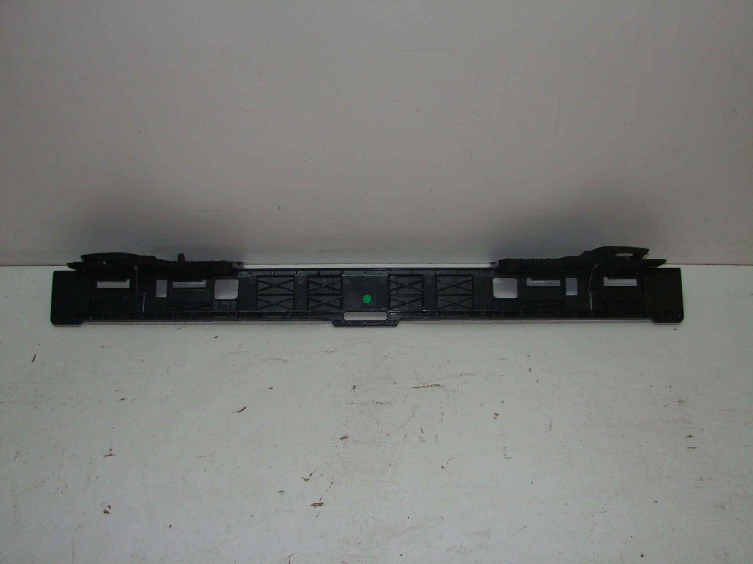 DRZIAK KUFROVEJ ROLETY MEGANE III 849E00003R