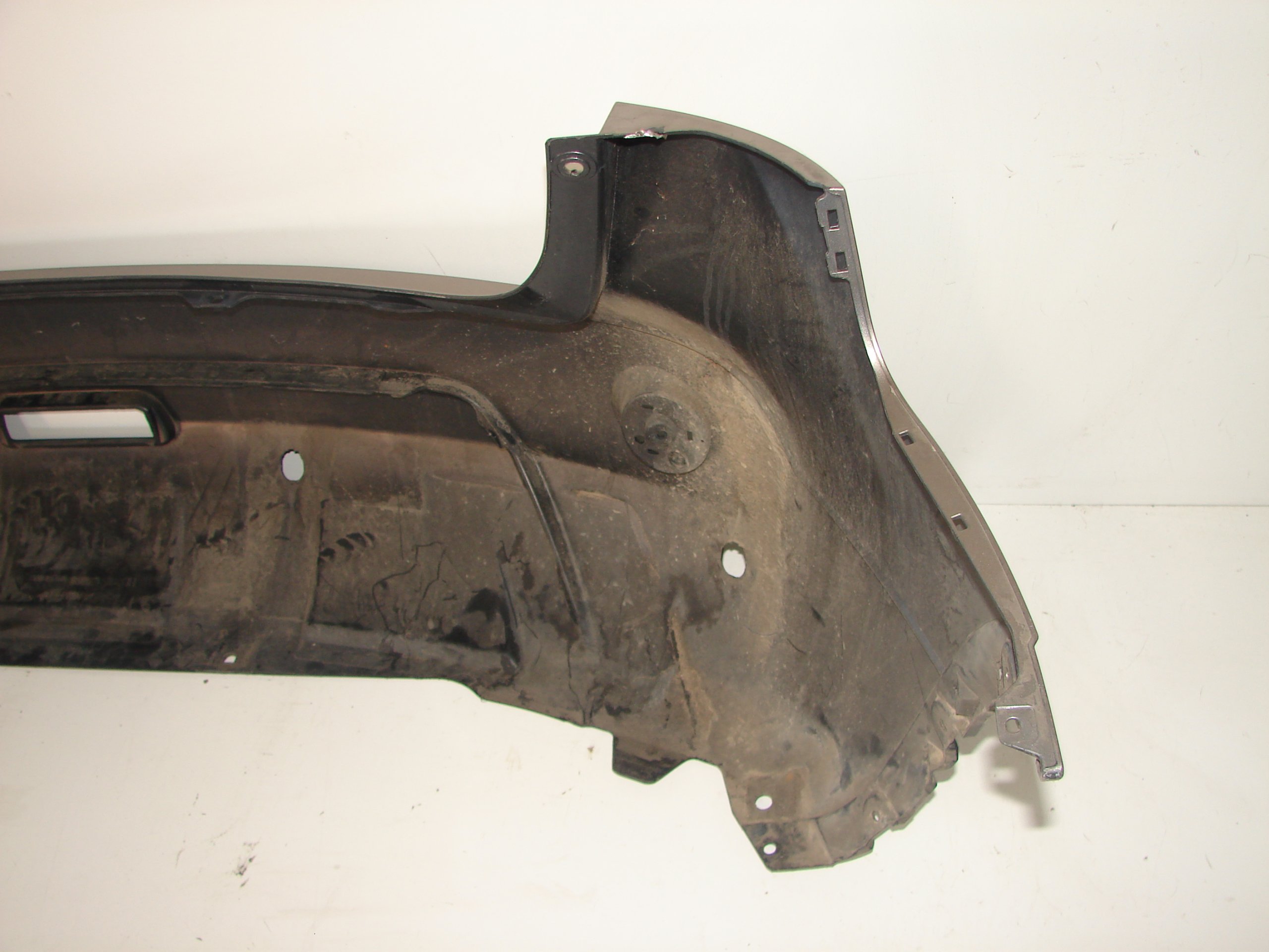 ZADNÝ NÁRAZNÍK NISSAN QASHQAI 06-09