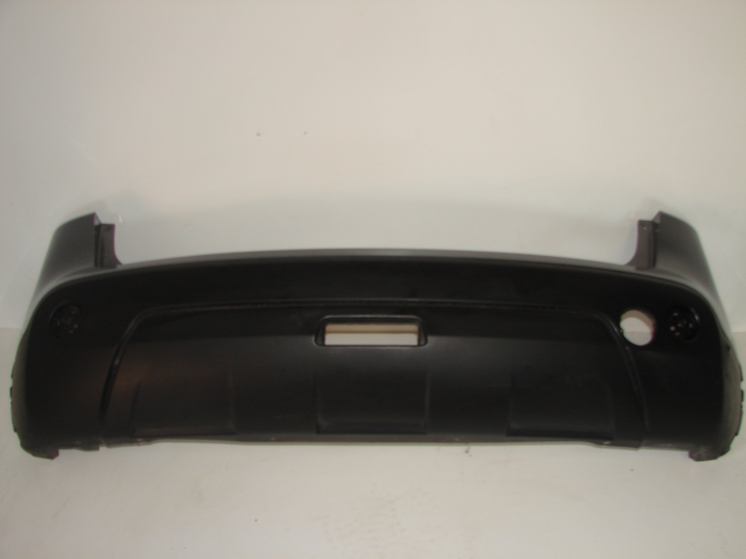 ZADNÝ NÁRAZNÍK NISSAN QASHQAI 06-09