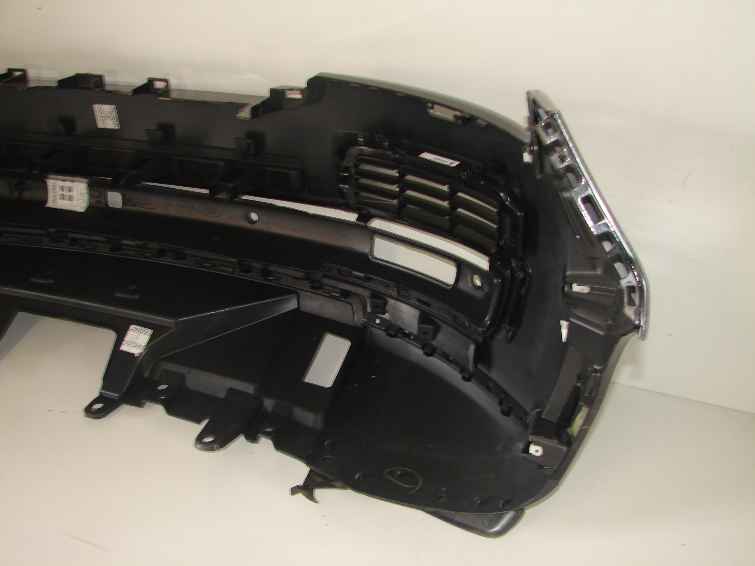 PREDNÝ NÁRAZNÍK RANGE ROVER VOGUE 13-