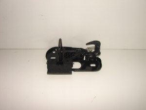 ZAMOK PREDNEJ KAPOTY VW PASSAT B6 3C0 05-10 ZAMOK PREDNEJ KAPOTY VW PASSAT B6 3C0 05-10