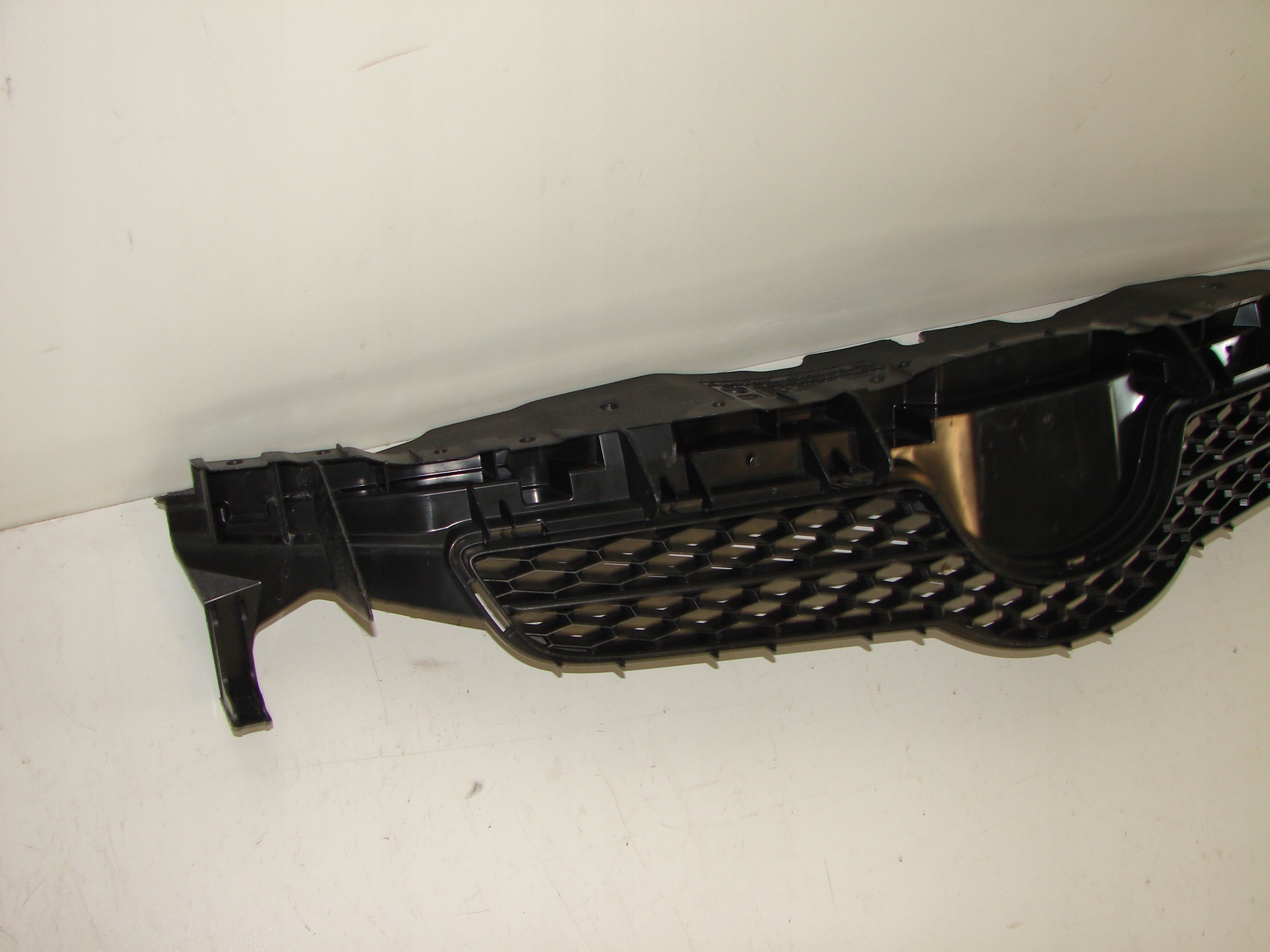 MRIEZKA LISTA TOYOTA AURIS 06-10