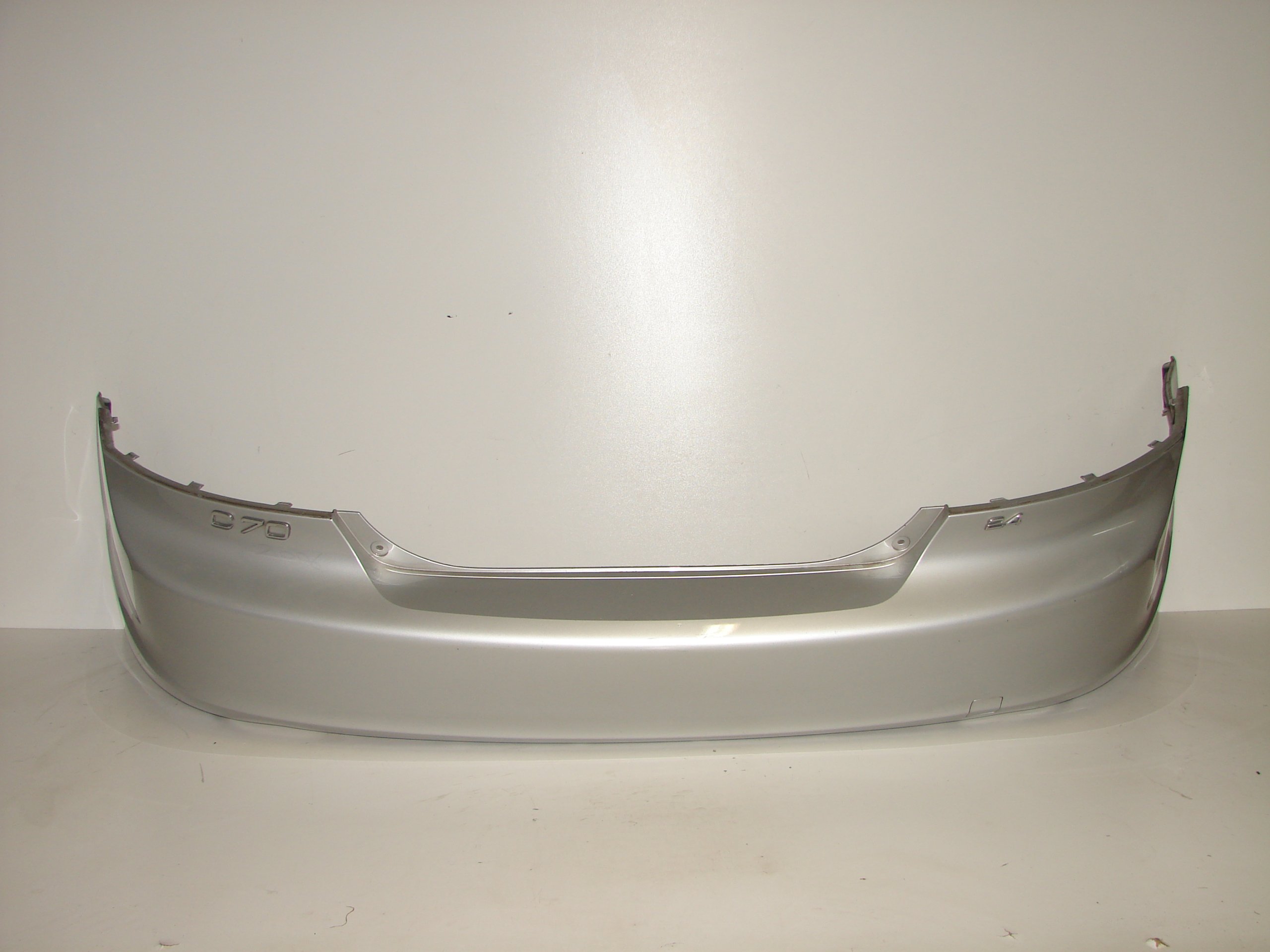 ZADNÝ NÁRAZNÍK VOLVO C70 05-09
