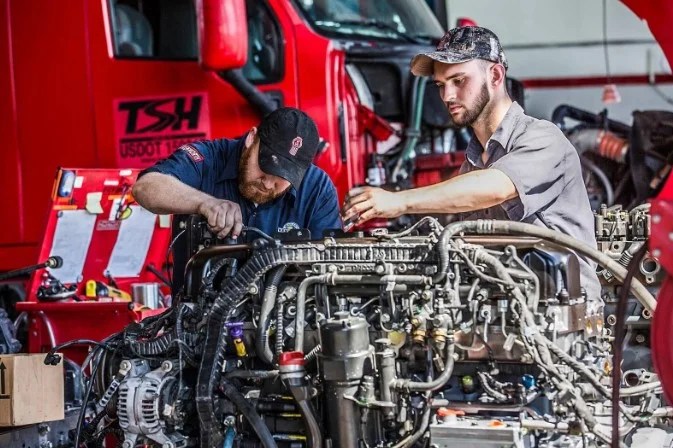 Mobile Transmission Mechanics: Keeping Your Vehicle Running Smoothly Mobile Transmission Mechanics: Keeping Your Vehicle Running Smoothly