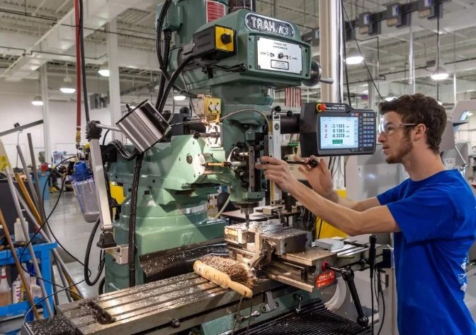 Manufacturing Engineering: Enhancing Production Efficiency Manufacturing Engineering: Enhancing Production Efficiency