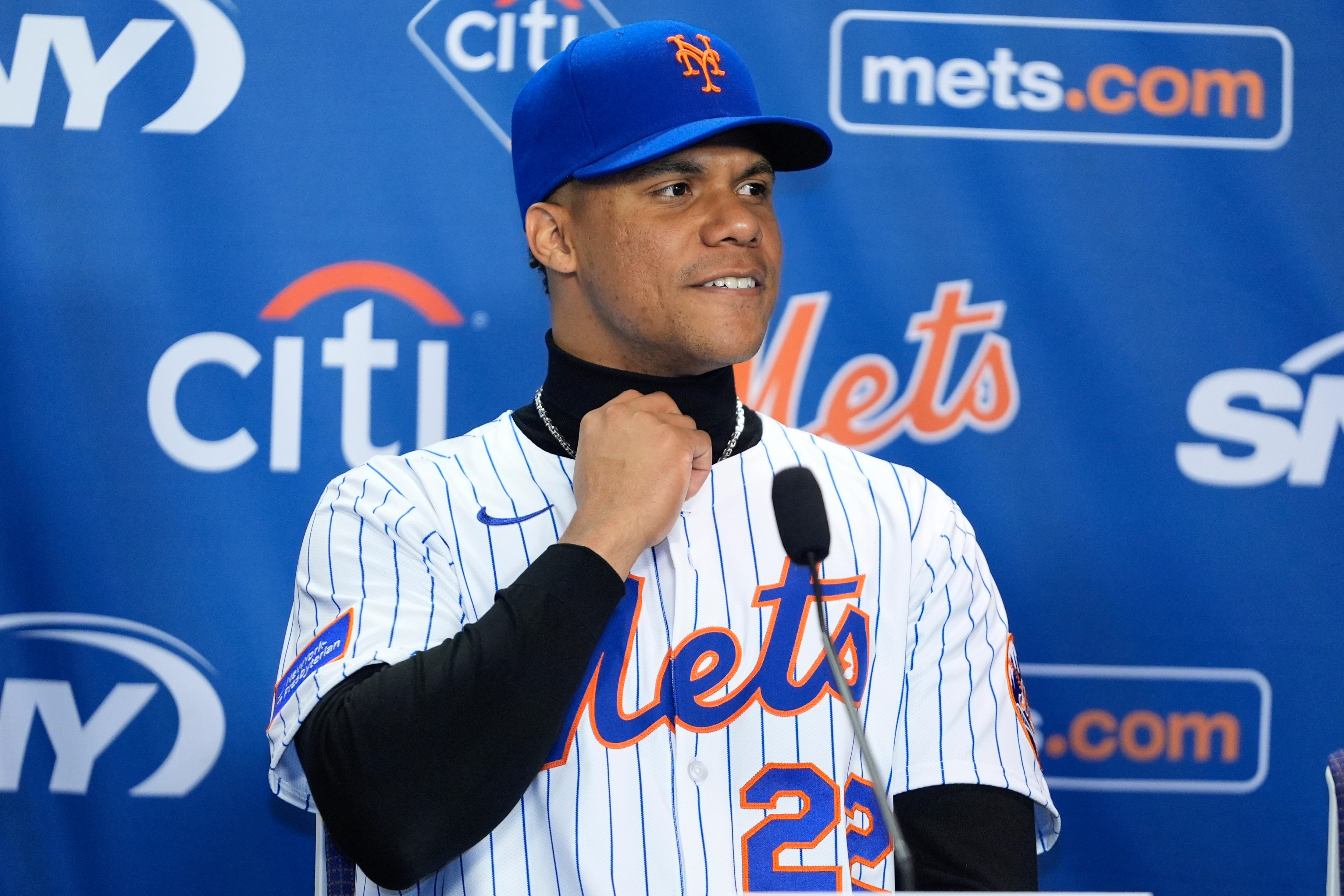 <div>Juan Soto had no correspondence with Yankees players during free agency: ‘I didn’t talk to any of those guys’</div> <div>Juan Soto had no correspondence with Yankees players during free agency: 'I didn't talk to any of those guys'</div>