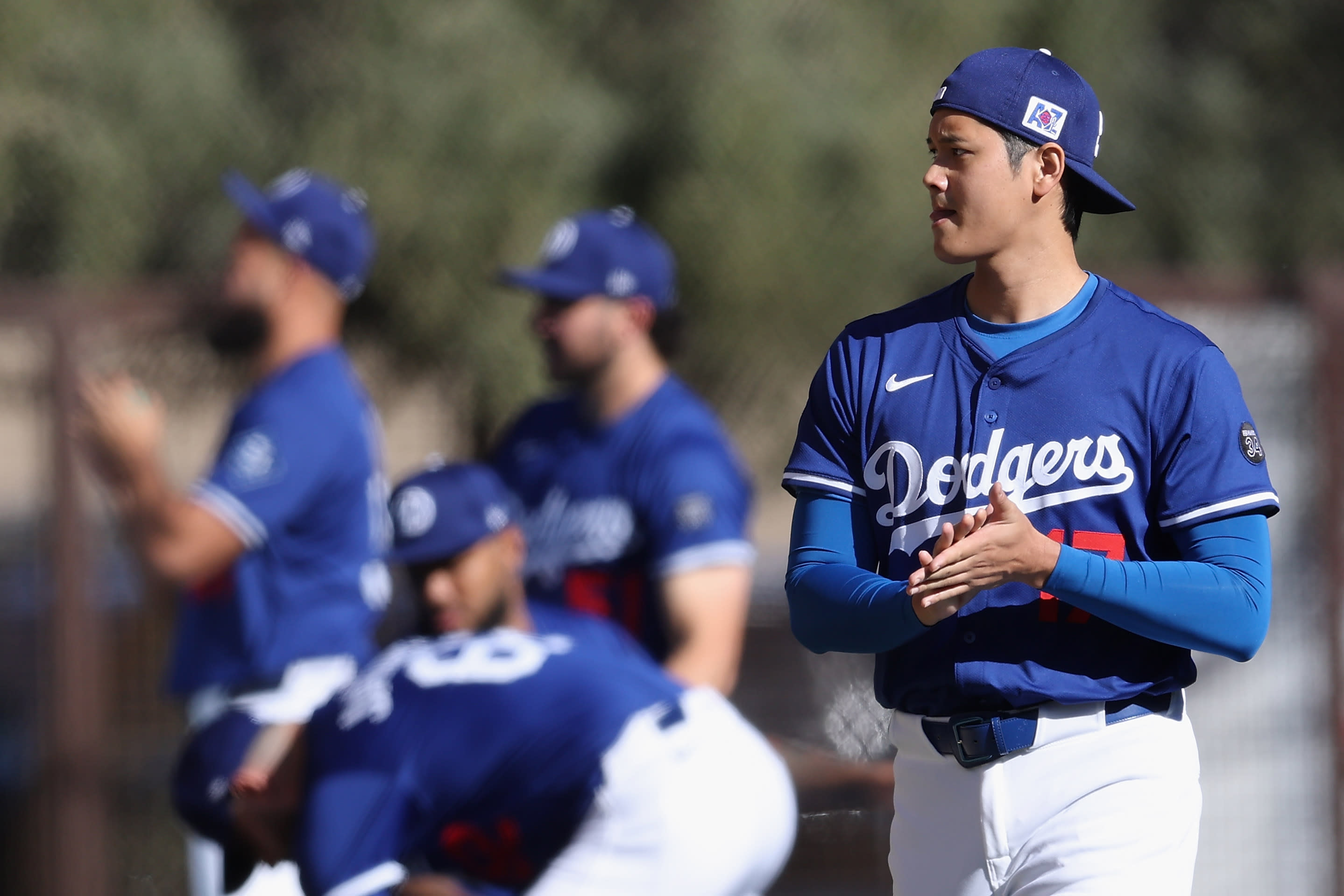 <div>Rob Manfred thinks Dodgers’ spending is ‘a great thing’ as payroll hovers around $400 million</div> <div>Rob Manfred thinks Dodgers' spending is 'a great thing' as payroll hovers around $400 million</div>