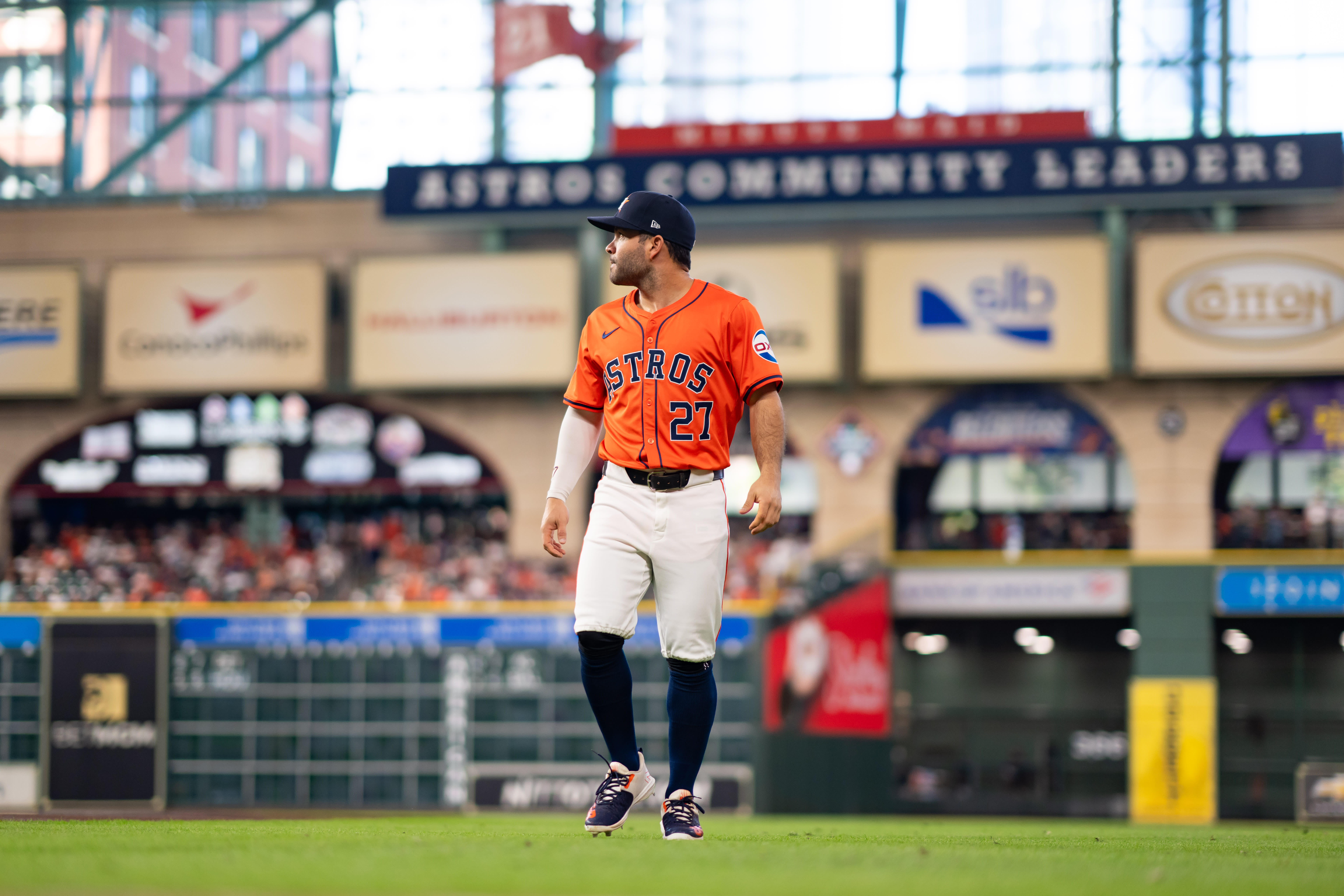 In moving to left field, José Altuve and the Astros are adapting to new reality as they try to keep their window open In moving to left field, José Altuve and the Astros are adapting to new reality as they try to keep their window open