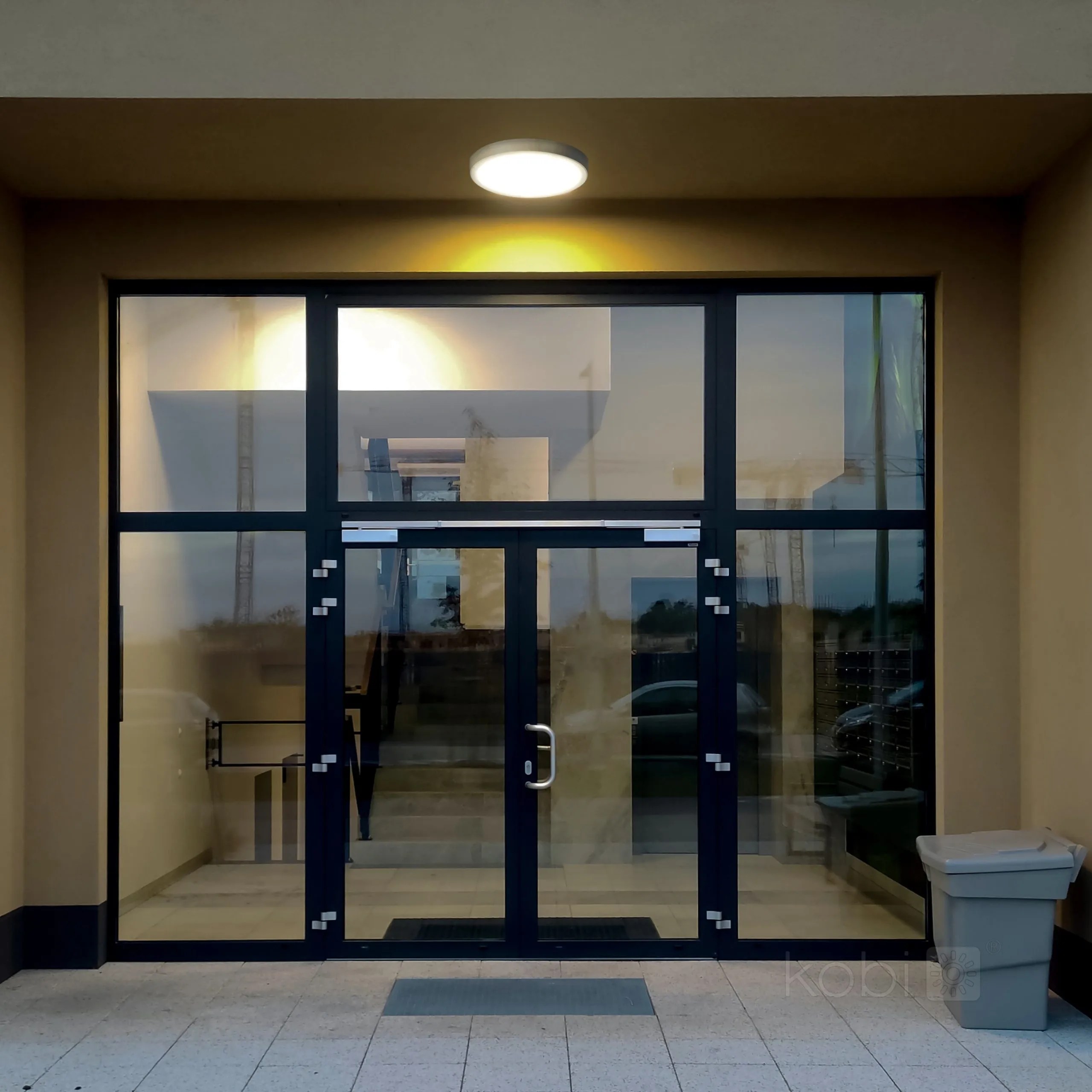 KOBI LED PLAF. OKR. “NAIROS MIC” BIJELA 24W, 3CCT, 2520lm, IP65, fi 300mm