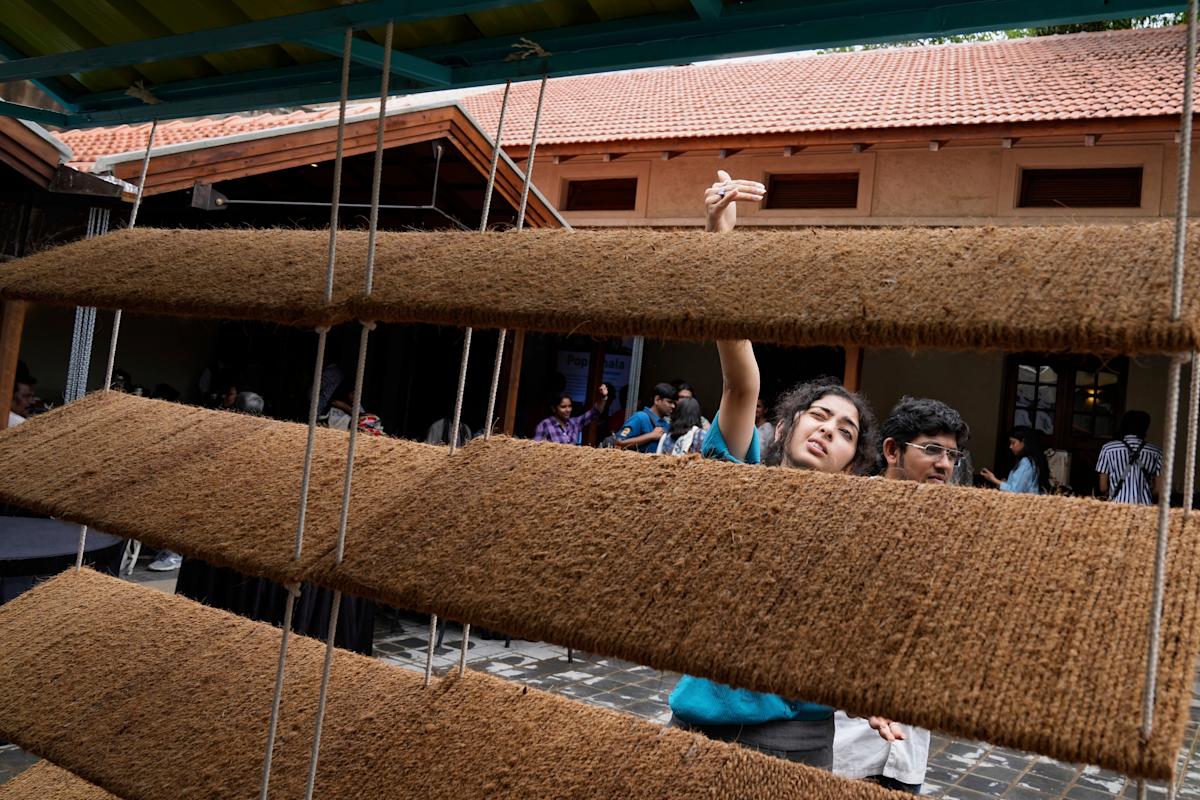 Cómo un innovador refugio portátil podría ayudar a los trabajadores al aire libre de la India a superar el calor Cómo un innovador refugio portátil podría ayudar a los trabajadores al aire libre de la India a superar el calor