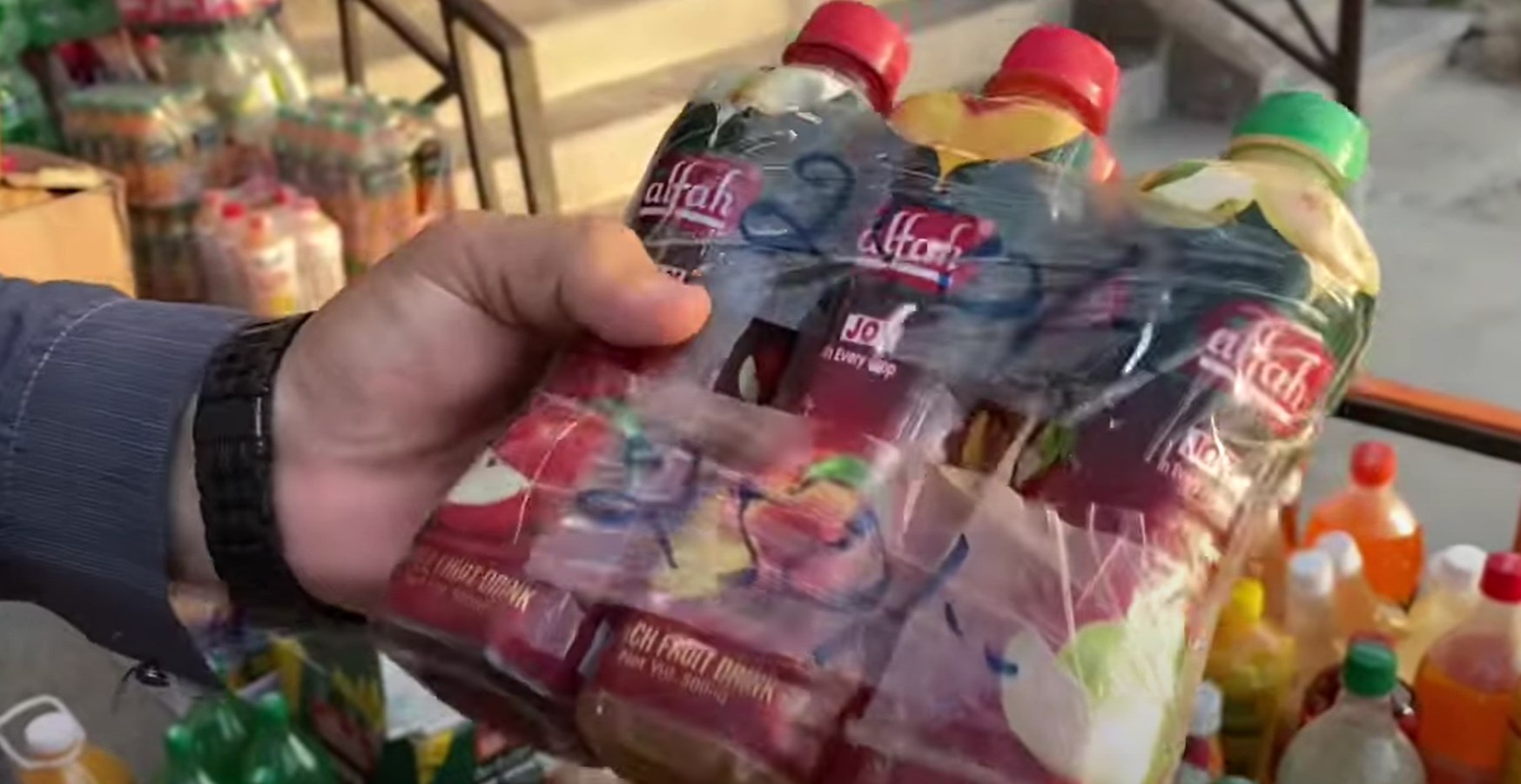 Pakistani Drinks Wholesale at Azizabad Karachi Cold Drinks Juices & Other National Drinks Pakistani Drinks Wholesale at Azizabad Karachi Cold Drinks Juices & Other National Drinks