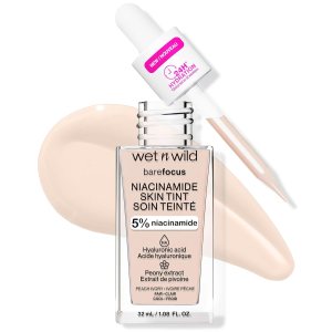 wet n wild Bare Focus Skin Tint, 5% Niacinamide Enriched, Buildable Sheer Lightweight Coverage, Natural Radiant Finish, Hyaluronic & Vitamin Hydration Boost, Cruelty-Free & Vegan – Peach Ivory