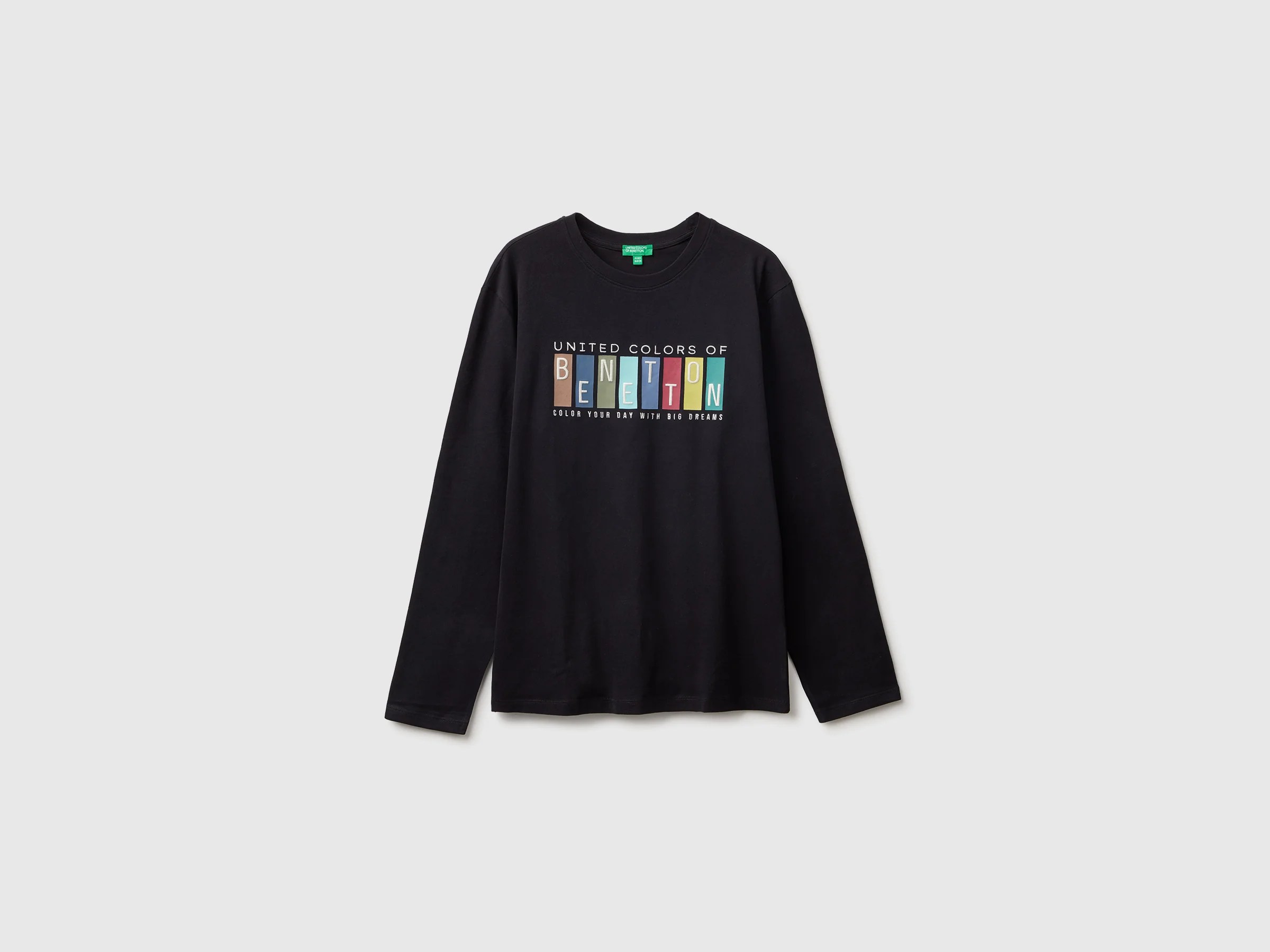 T-shirt avec imprimé et broderie T-shirt avec imprimé et broderie