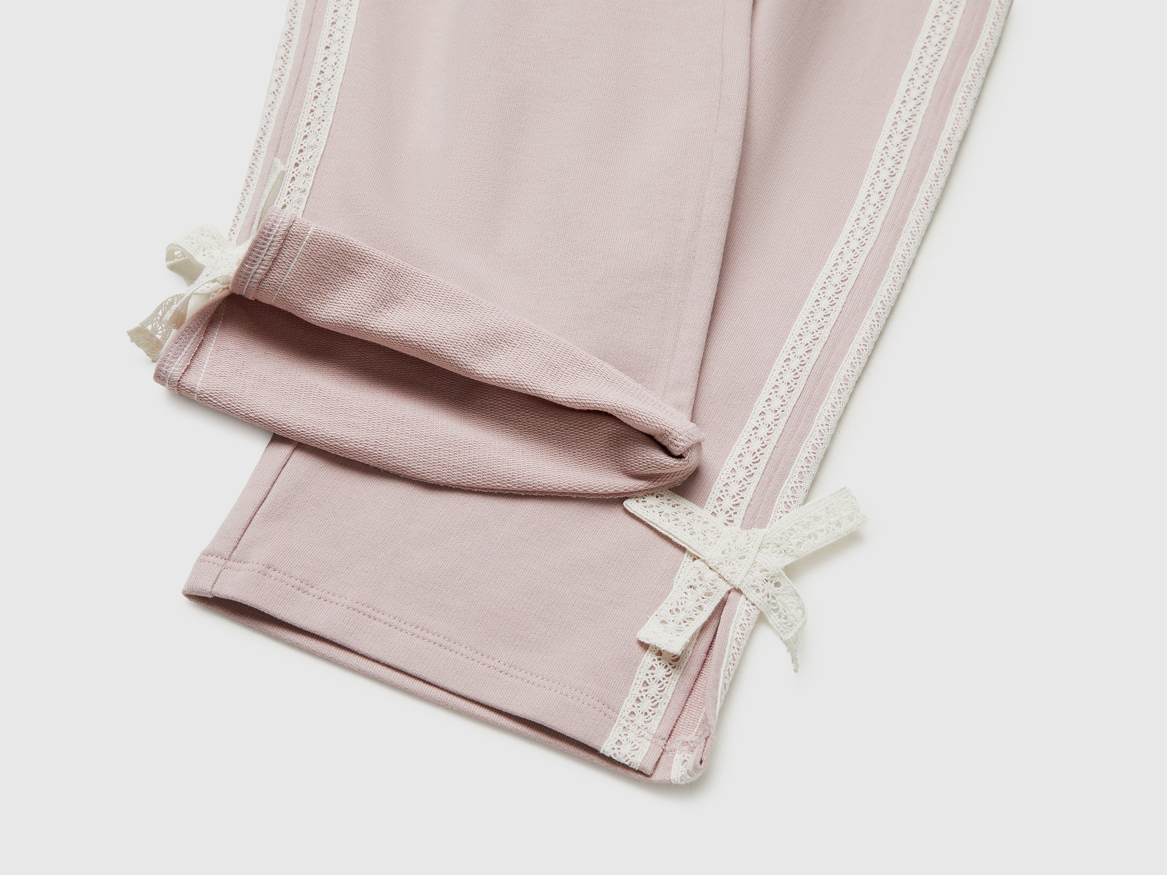 Pantalon avec dentelle et nœuds – Image 3