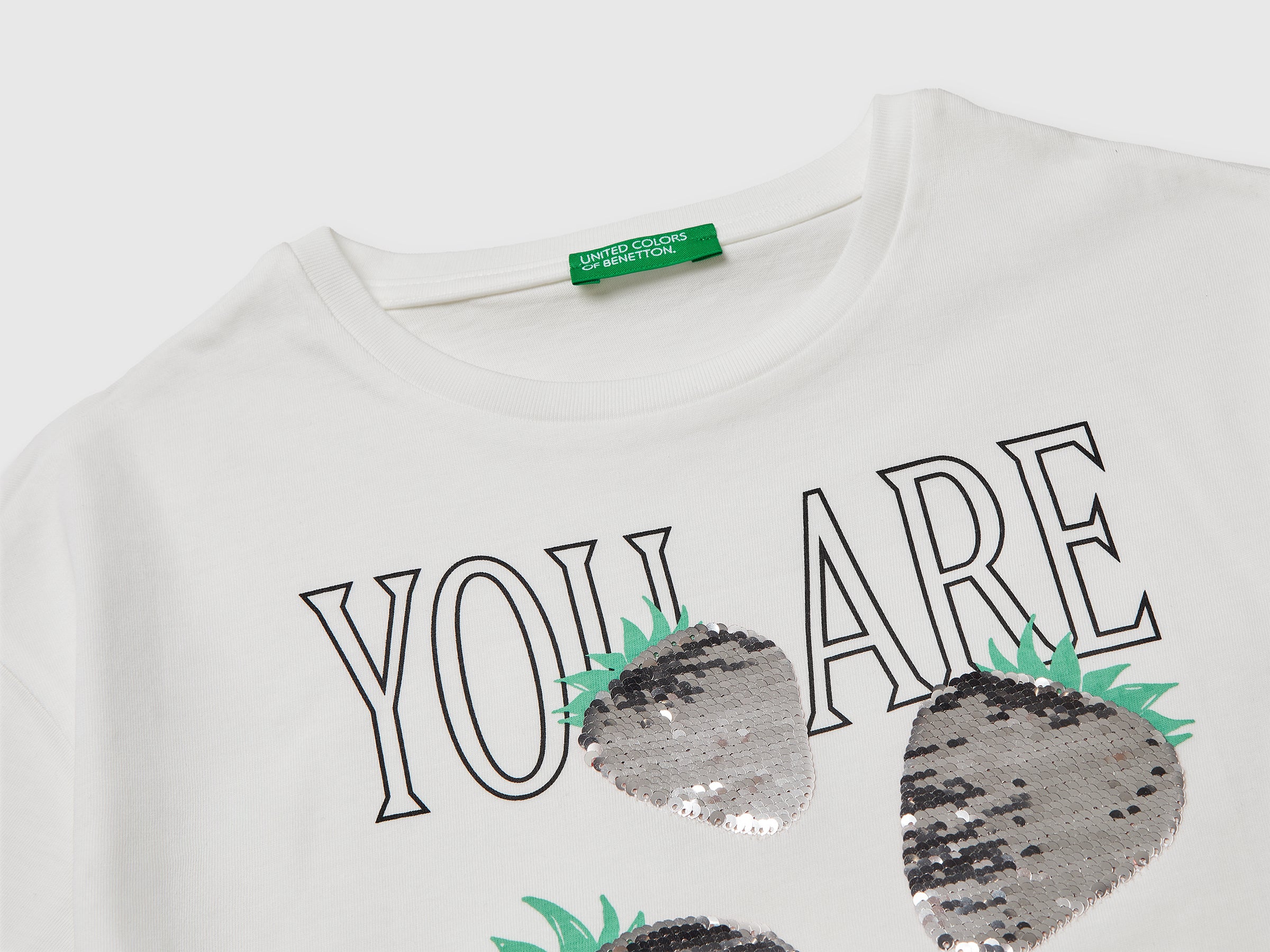 T-shirt imprimé et à paillettes – Image 4